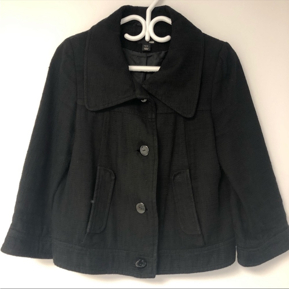 H&M Cute Black tweed jacket
